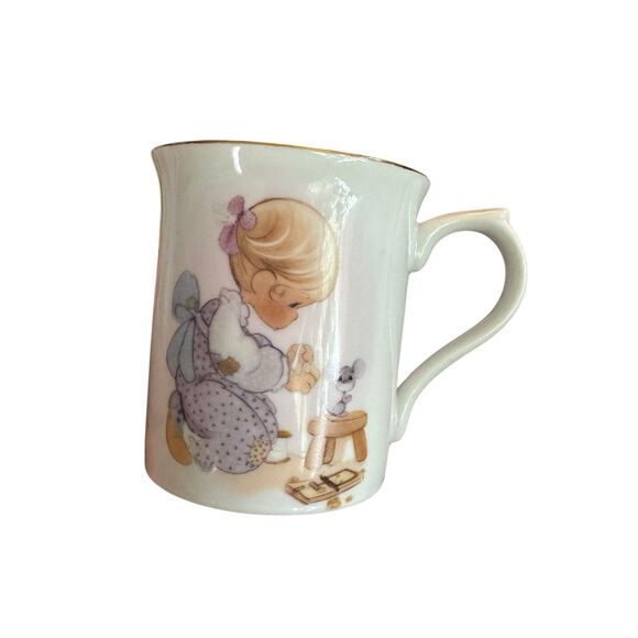 Vintage Precious Moments‎ Mug.  Blessed Are The Merciful. 1978. - Picture 1 of 7